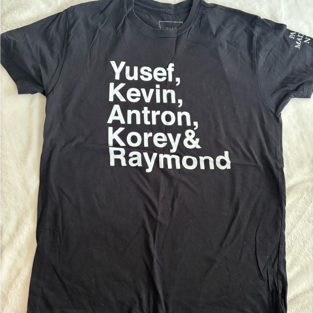Park Madison Tee Medium